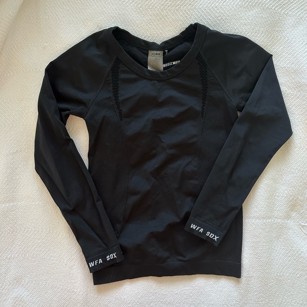 SDx White Fox Workout Top